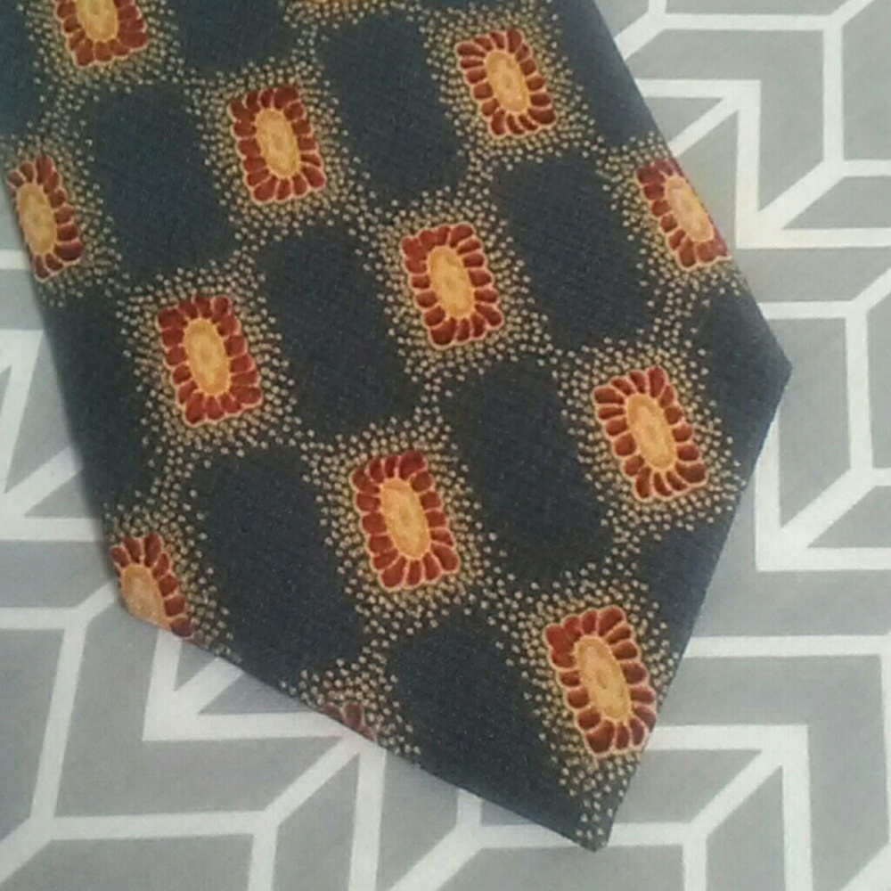 HUGO BOSS Silk Tie Made In Italy EUC